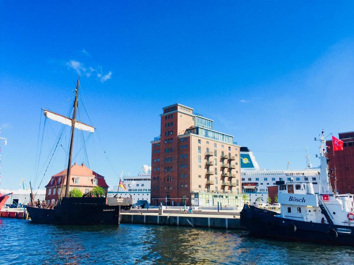 Am Hafen - Ohlerichspeicher Wismar Luaran gambar